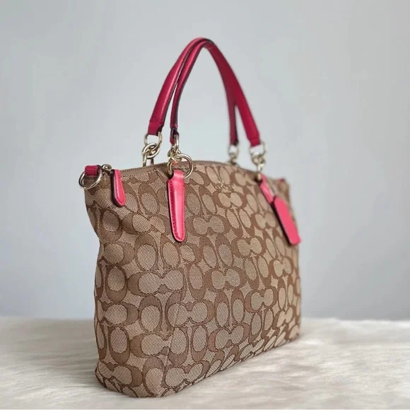 Kelsey Satchel Signature Canvas Tote Brand New Without Tags - Picture 2 of 7